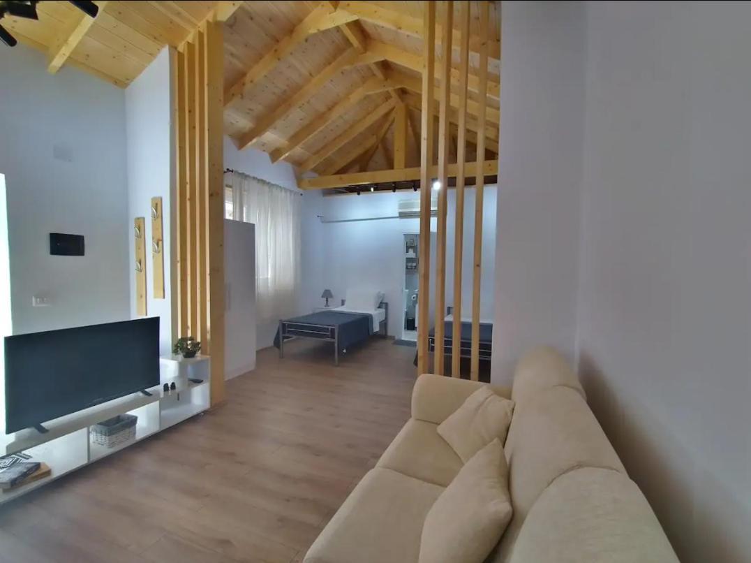 My Home - Entire House In The Center Of Tiranë Ngoại thất bức ảnh